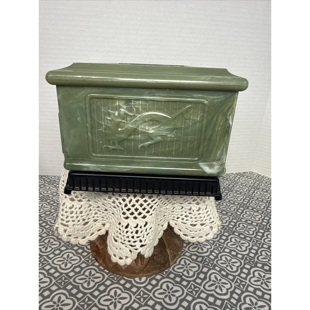 Antique Talisman By Deltah Jade Celluloid Jewelry Trinket Box ~ 7.25